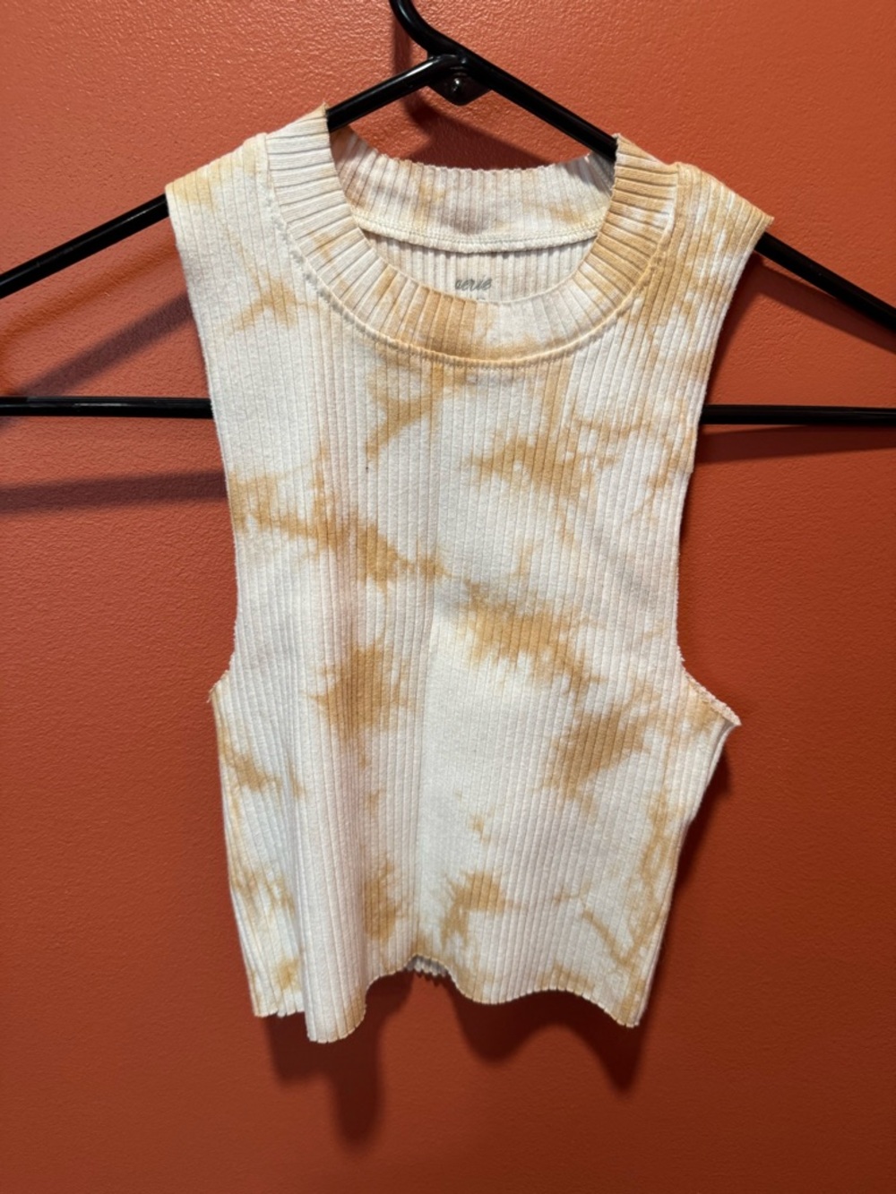 aerie Ribbed Tie-Dye Cropped Tank - White & Tan
